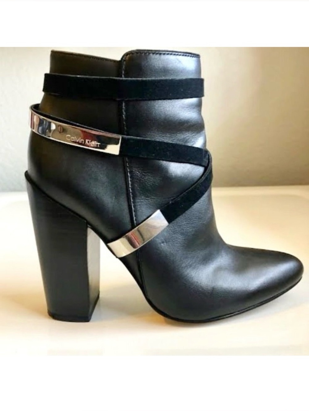 CALVIN KLEIN Adriana Black Leather Ankle Bootie Silver Metal Accents 5 MSRP $180